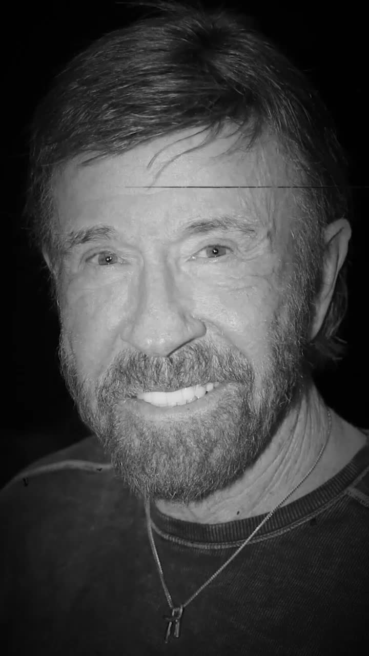 Chuck Norris a murit la 86 de ani   Forța celebrului actor și multiplu campion mondial la karate a cucerit internetul: „A numărat până la infinit.   De două ori”