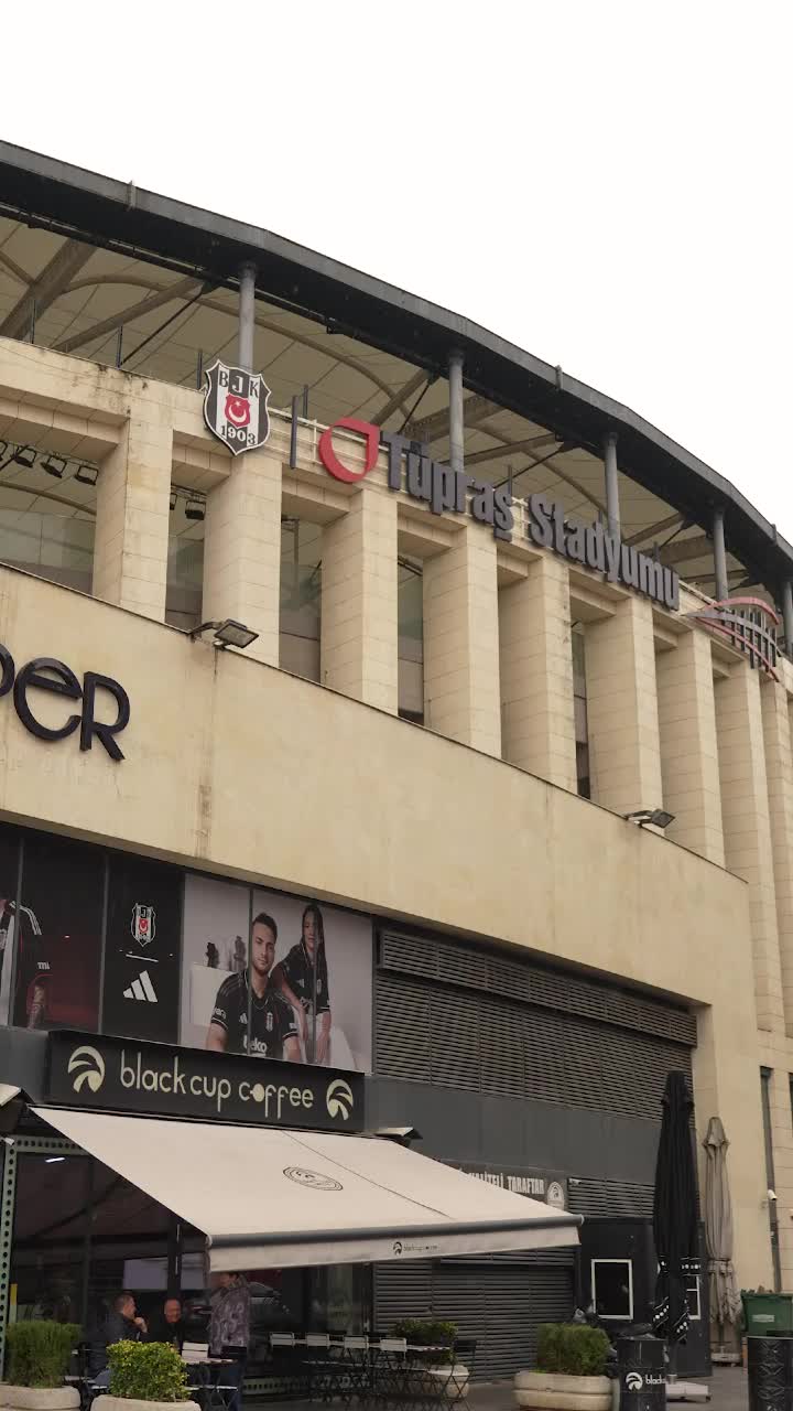 Pe urmele lui Lucescu și Pancu    FOTO+VIDEO.  Reportaj de la locul unde   românii au scris deja istorie:  cum ajungi și ce trebuie să știi despre arena lui Beșiktaș