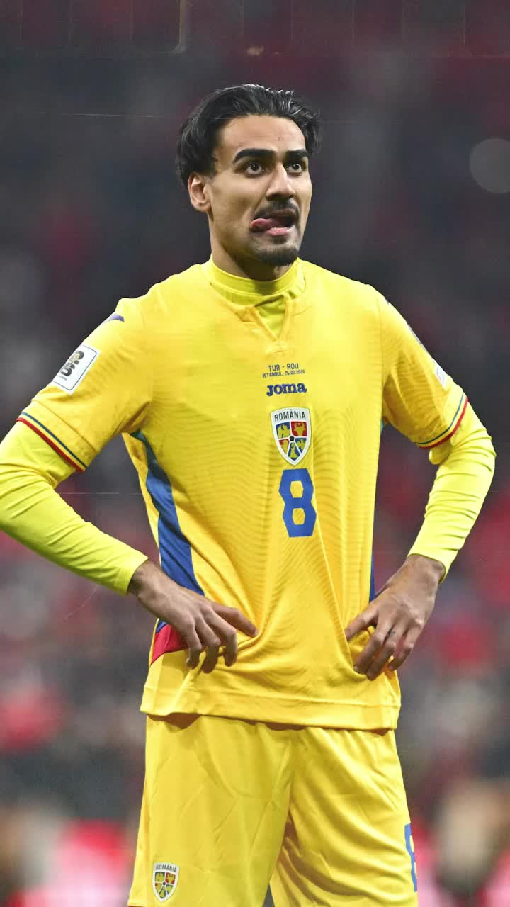 Suvenirul lui Baiaram    FOTO.  România a pierdut, dar „tricolorul”   n-a plecat cu mâna goală  din Turcia. Ce a primit după meci