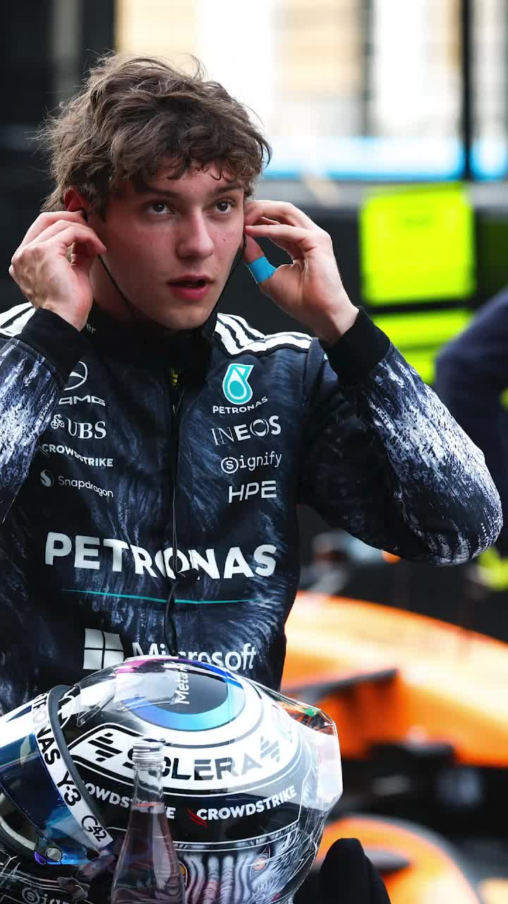 Antonelli, din nou la înălțime  Italianul de la Mercedes scrie istorie în Formula 1 »   FOTO.  Un accident a schimbat soarta   cursei din Japonia