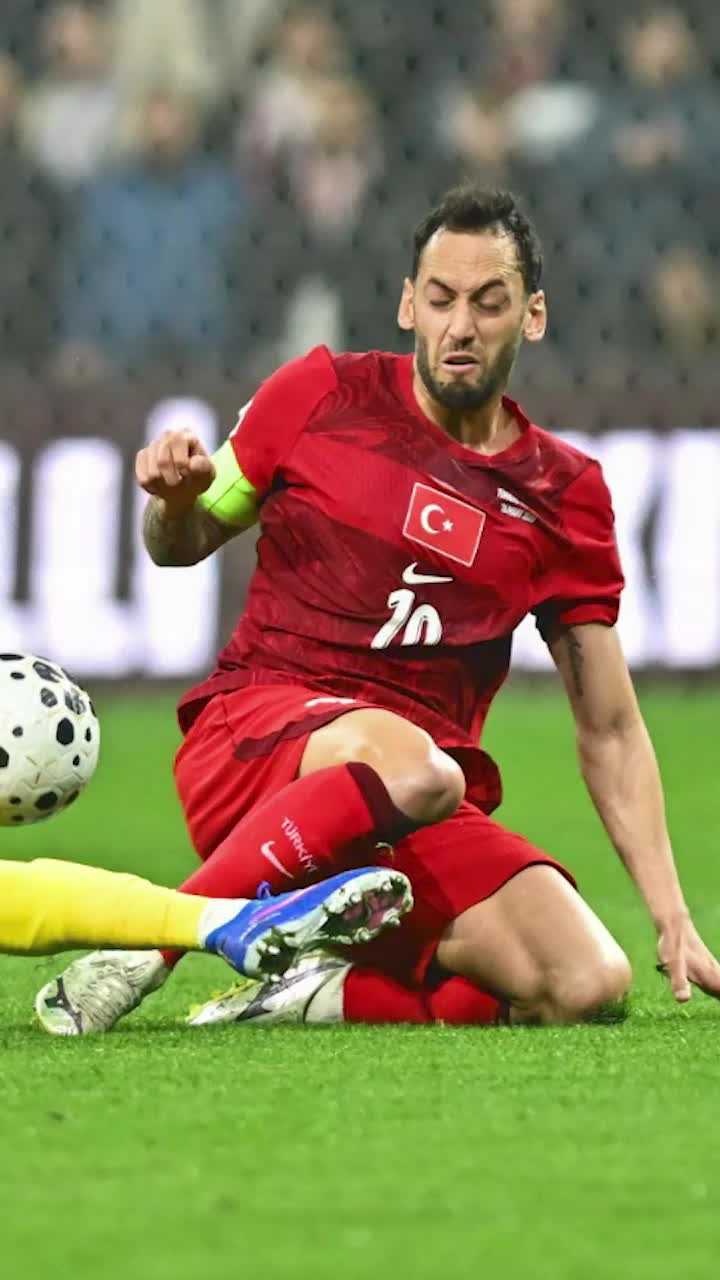 Căpitanul Turciei: „Jur!”    Mesajul lui Calhanoglu  către președintele Erdogan