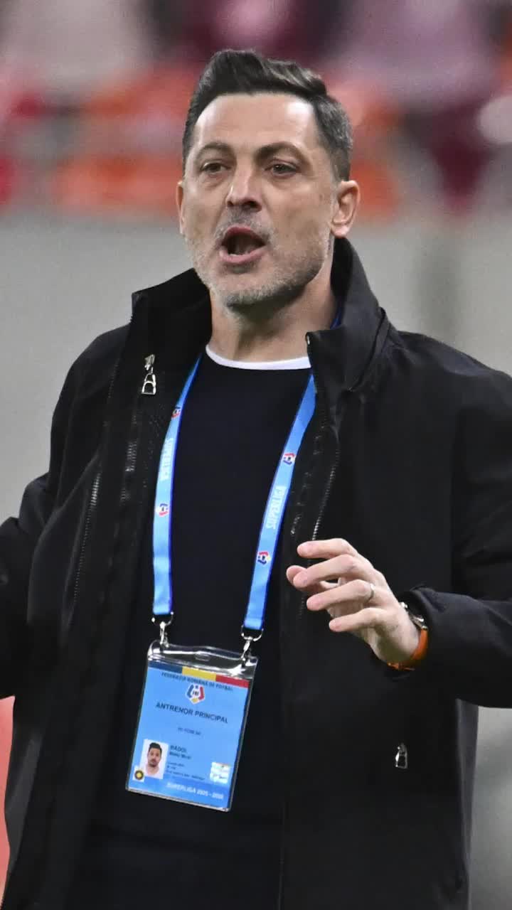 „Situația asta nu va continua”   Mirel Rădoi, anunț important pentru   Ștefan Târnovanu:  „Vor apărea schimbări”