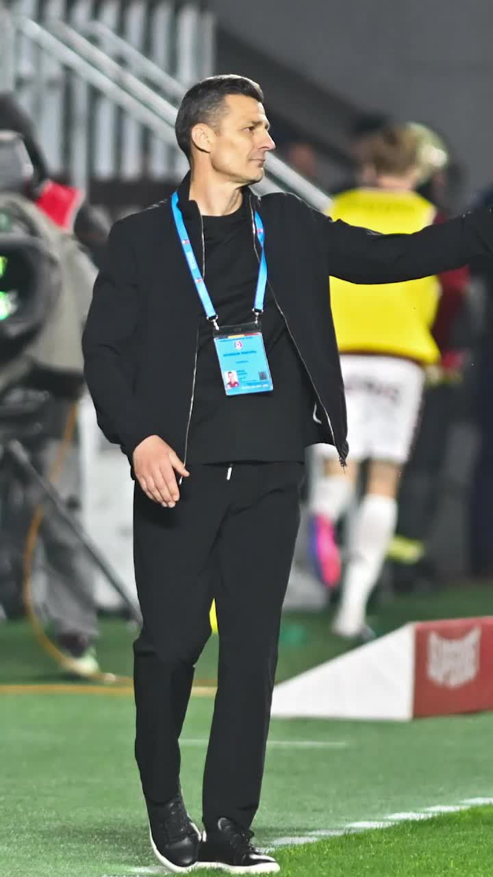 Titlul, tot mai greu de obținut   Costel Gâlcă, despre   ce are nevoie Rapidul  pentru a câștiga campionatul: „E important să faci asta”