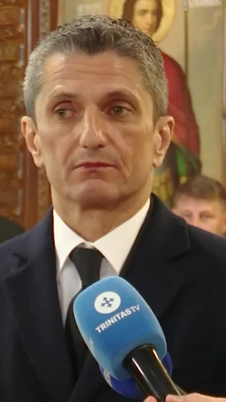 „A iubit România din toți rărunchii”    VIDEO:  Discursul lui   Răzvan Lucescu  a impresionat pe toată lumea: „Ca fiu al lui, asta îmi doresc”