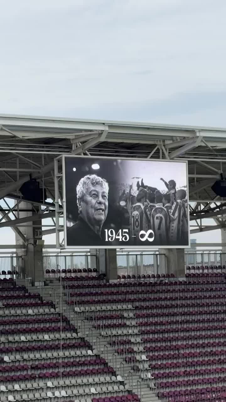 Gladiatorul Mircea Lucescu    VIDEO.   Scene emoționante pe Giulești la   momentul de reculegere  în memoria lui Il Luce