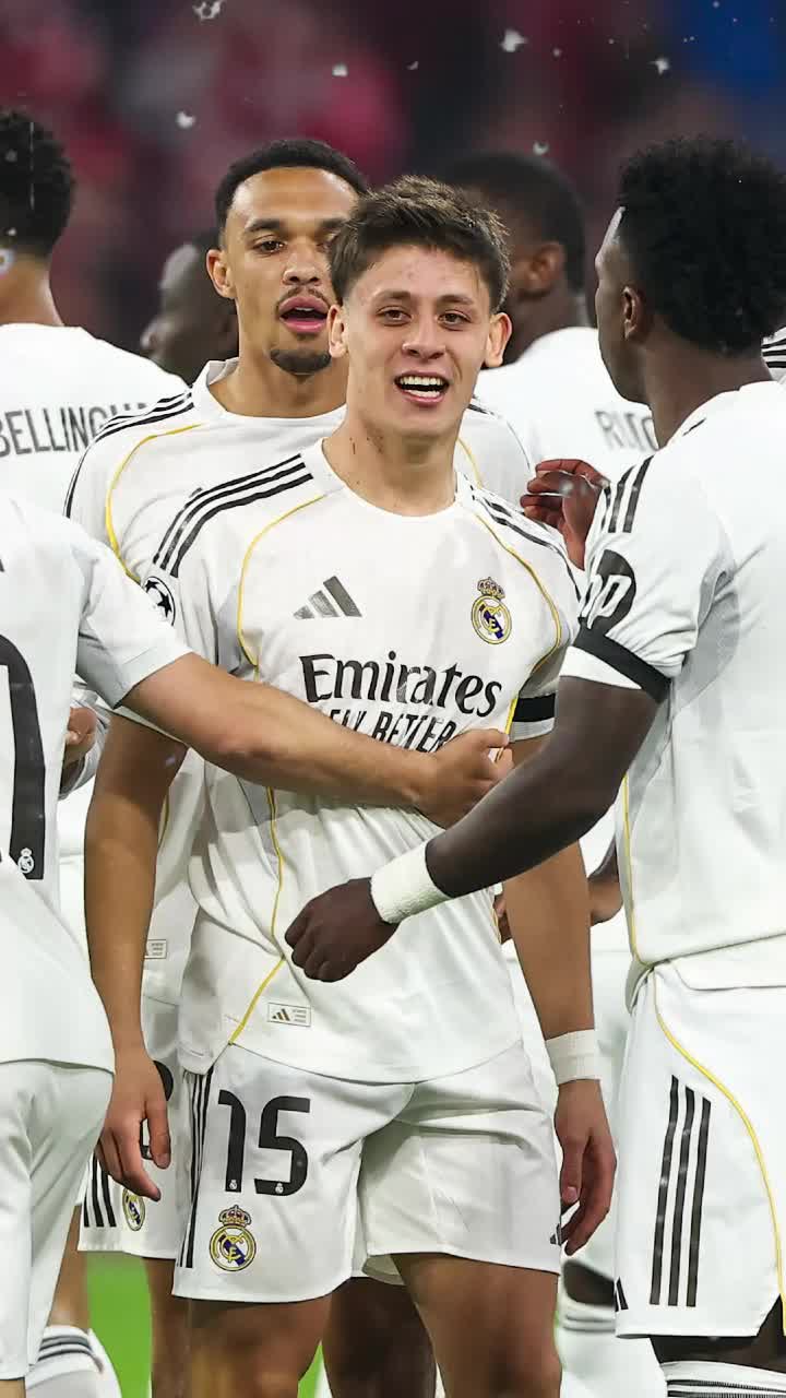 Arda Guler, ce torpilă!    FOTO:     Un nou gol fabulos al turcului, în Bayern - Real Madrid!  Șutul în vinclu, din lovitură liberă, l-a dărâmat pe Neuer!