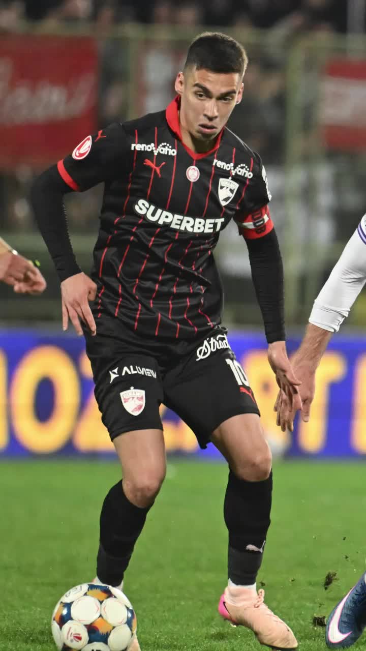 Kopic, discuție cu Cîrjan   Ce i-a transmis antrenorul lui Dinamo   căpitanului echipei:  „I-am spus asta” » Motivat înainte de meciul cu U Cluj