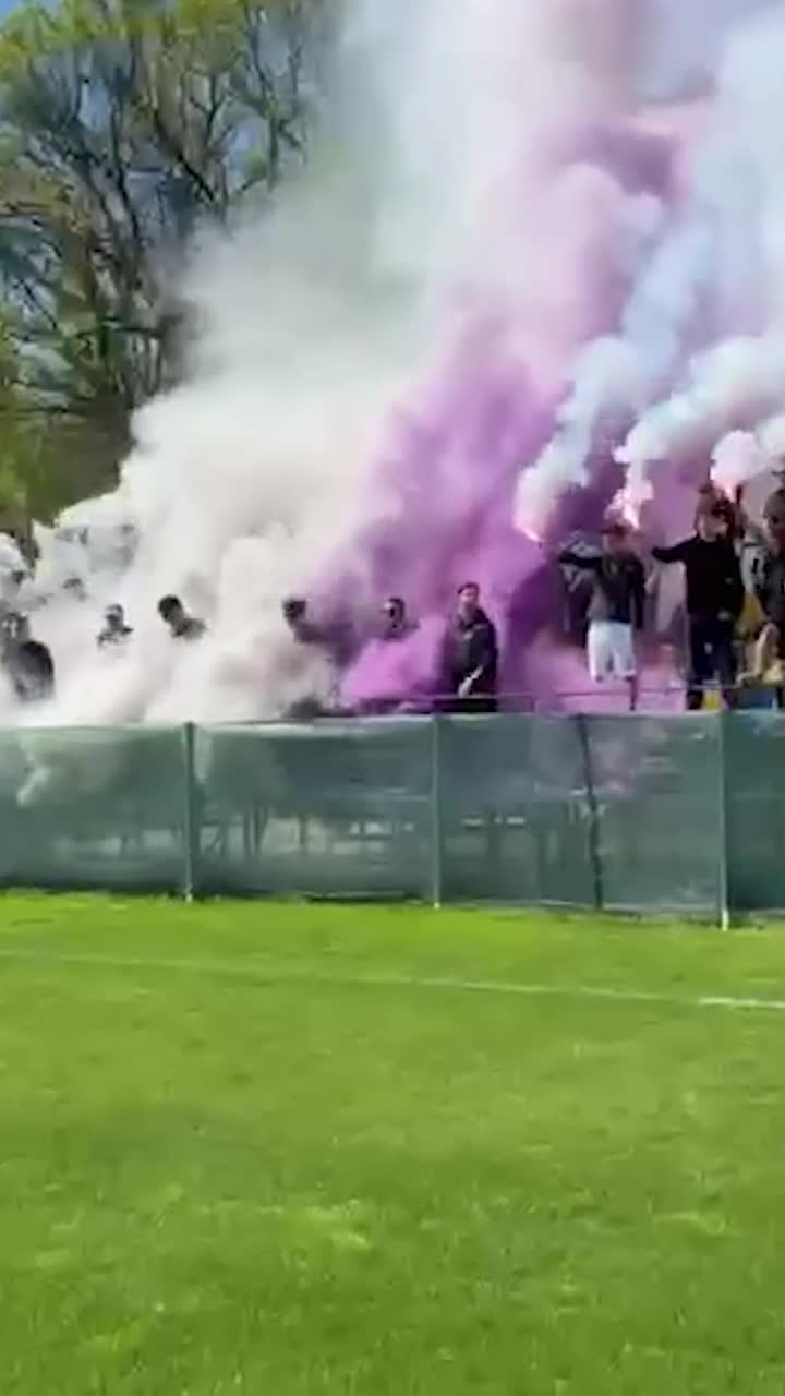 „Aduceți Cupa în Trivale”    VIDEO.    Galeria de la FC Argeș a făcut   spectacol  la antrenamentul echipei, înainte de semifinala cu U Cluj