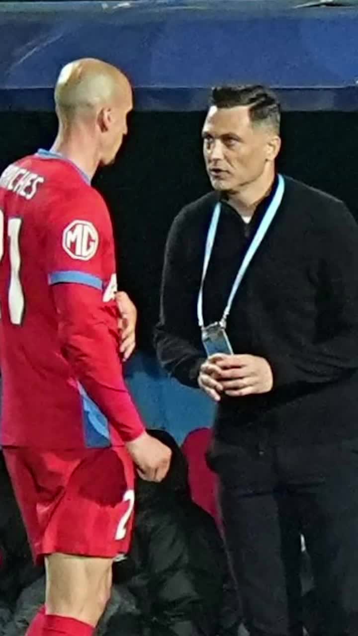 „M-a scăpat Dumnezeu de el”  Patronul de la FCSB,   ironic  la adresa lui Vlad Chiricheș: „Îl scot de pe listă dacă e apt  la meciul de Europa!”