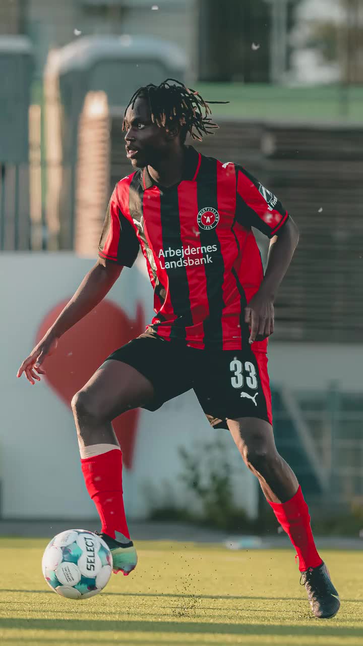 Înjunghiat și operat de urgență!   Incident șocant în Danemarca. Jucătorul lui Midtjylland, aproape   să își piardă viața