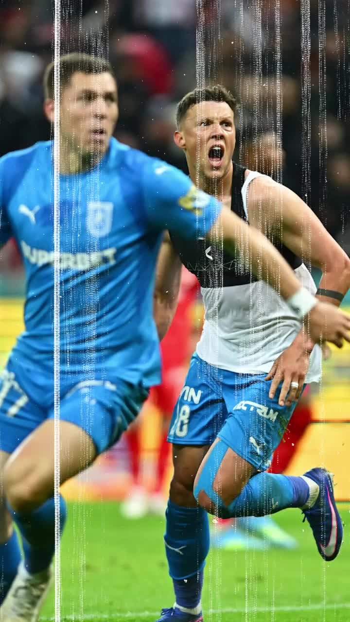 Jocul stoperilor și al unui portar  Numai fundașii puteau marca în semifinala Dinamo - Craiova.   Rus s-a bucurat la final.  L-a ajutat Popescu, erou la 11 metri