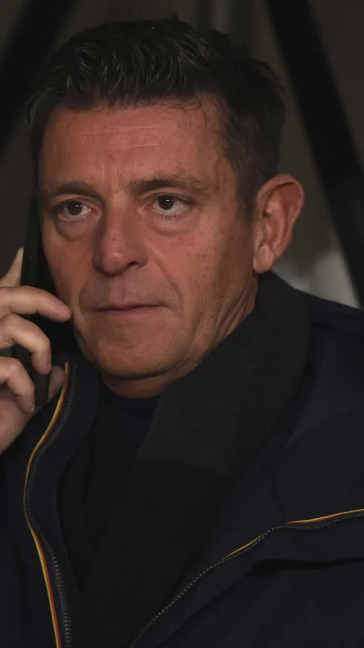 Scandal uriaș în Italia    VIDEO  Echipa lui Chivu, implicată direct în acuzațiile de fraudă!   Imagini incredibile  din camera VAR: „E penalty?” / „Vino la monitor!”