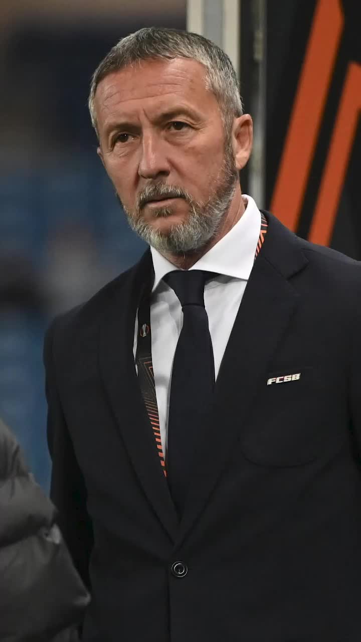 „Mai ușor cu lezările!”  Mihai Stoica iese la atac. Țintele:   Dică și Pintilii.  „Îmi datorează cam multe” / „Așa am aflat că a plecat de la FCSB!”