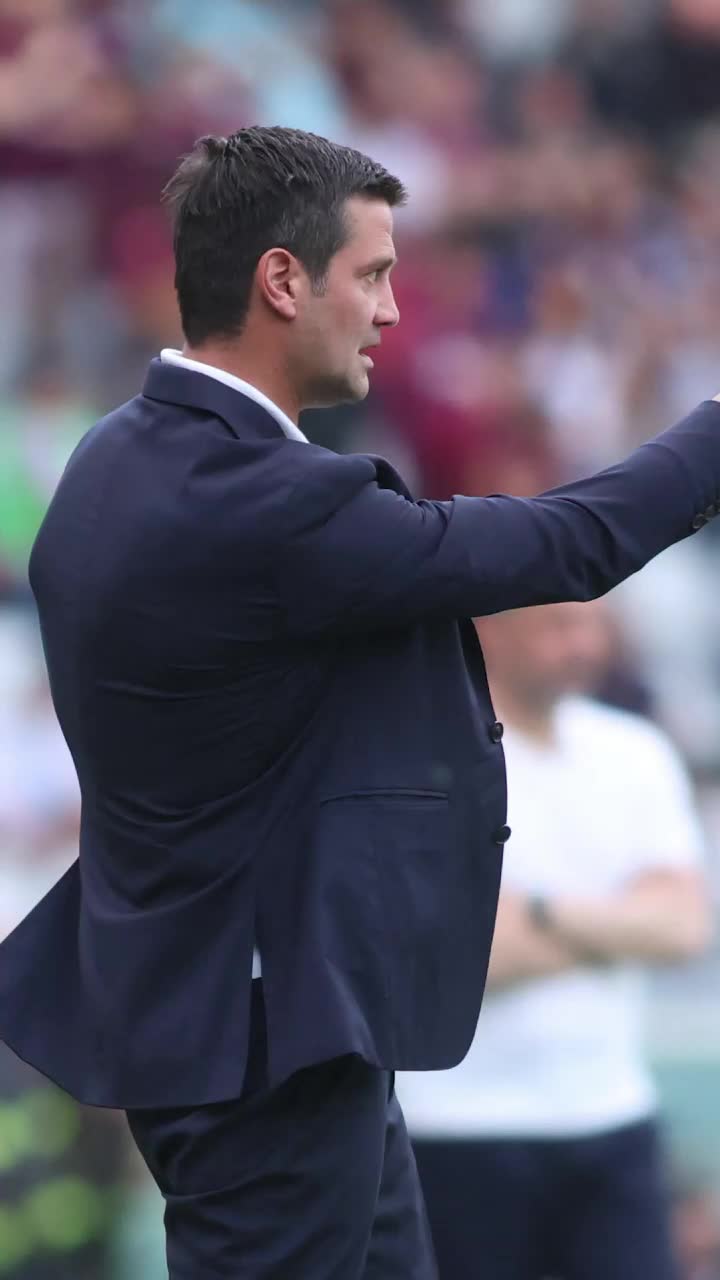 A depășit dezamăgirea din Top 4!  Chivu câștigă titlul cu Inter deși a pierdut clar duelurile cu marii rivali.   Ce spune Inzaghi despre urmașul său