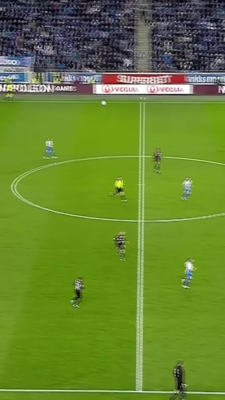  Eroare gravă de arbitraj  VIDEO. Victoria Craiovei cu Dinamo a venit după un  ofsaid evident! Greșeala poate decide campioana! + verdictul specialistului