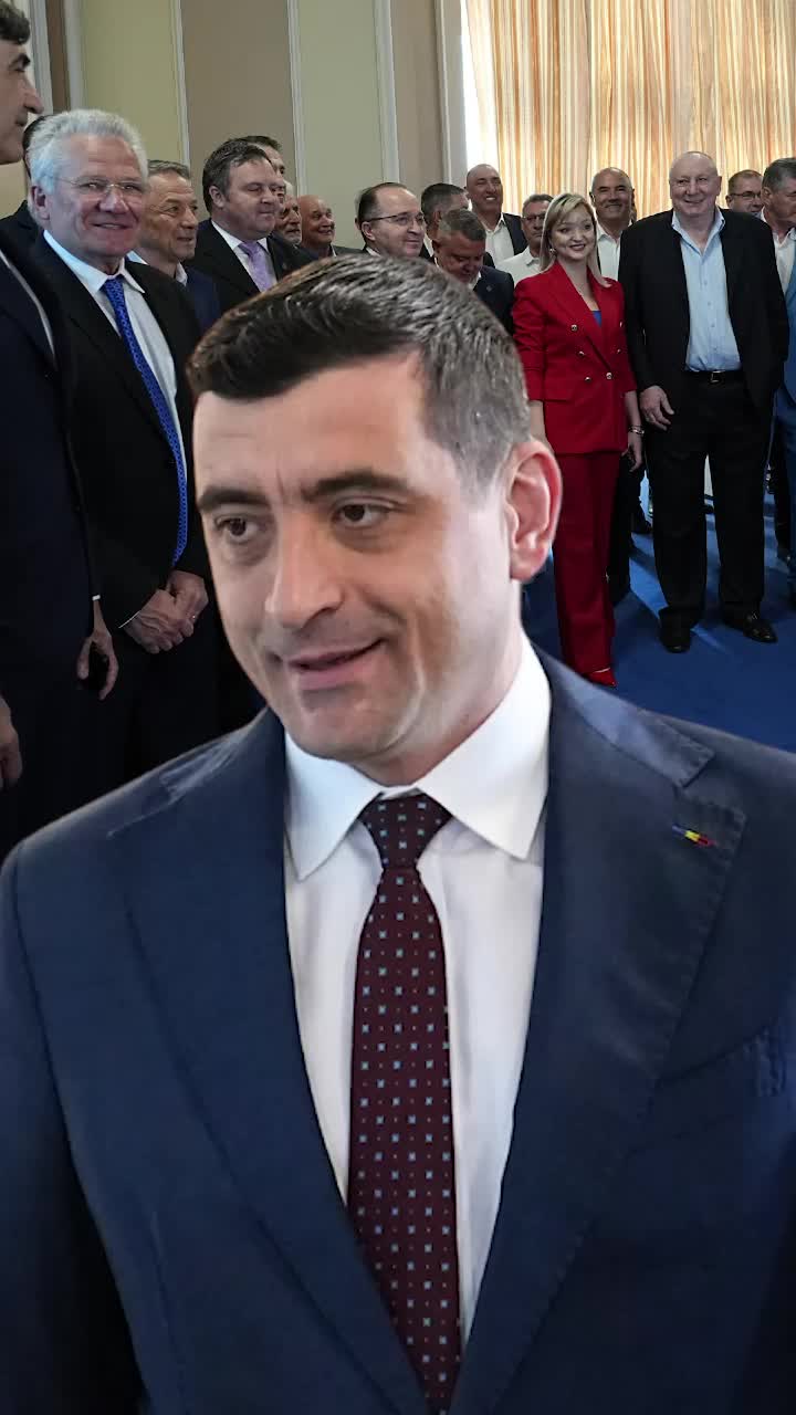 alt-text