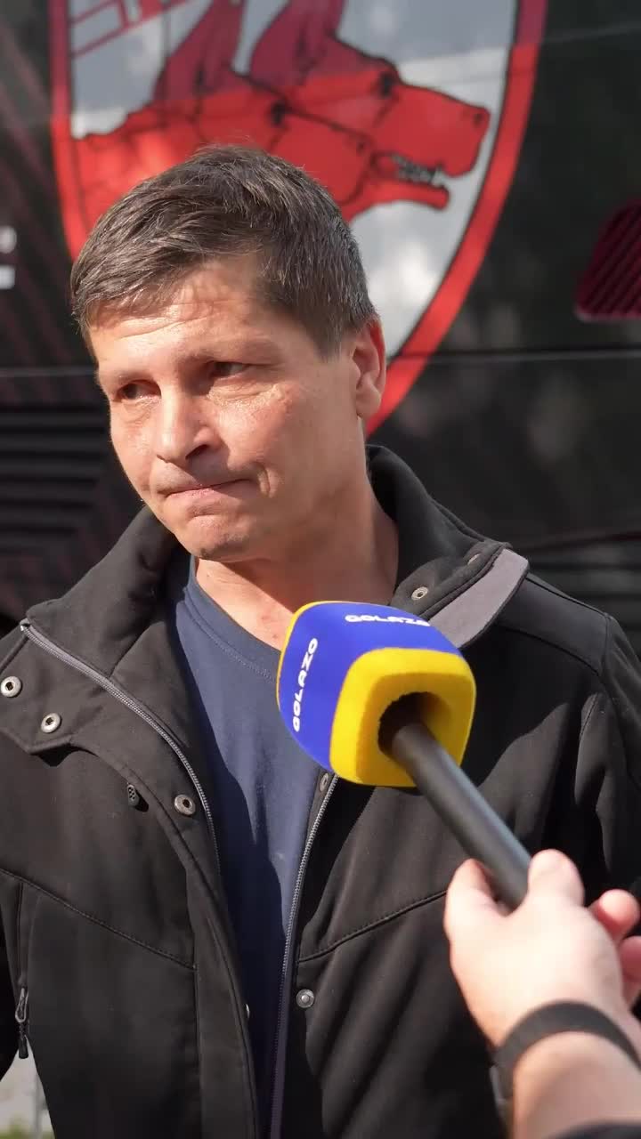 Contre între fanii lui Dinamo    VIDEO.  Unii critică decizia ultrașilor, alții atacă clubul:   „Proteste aiurea”  / „Nicolescu să se ducă în altă parte”