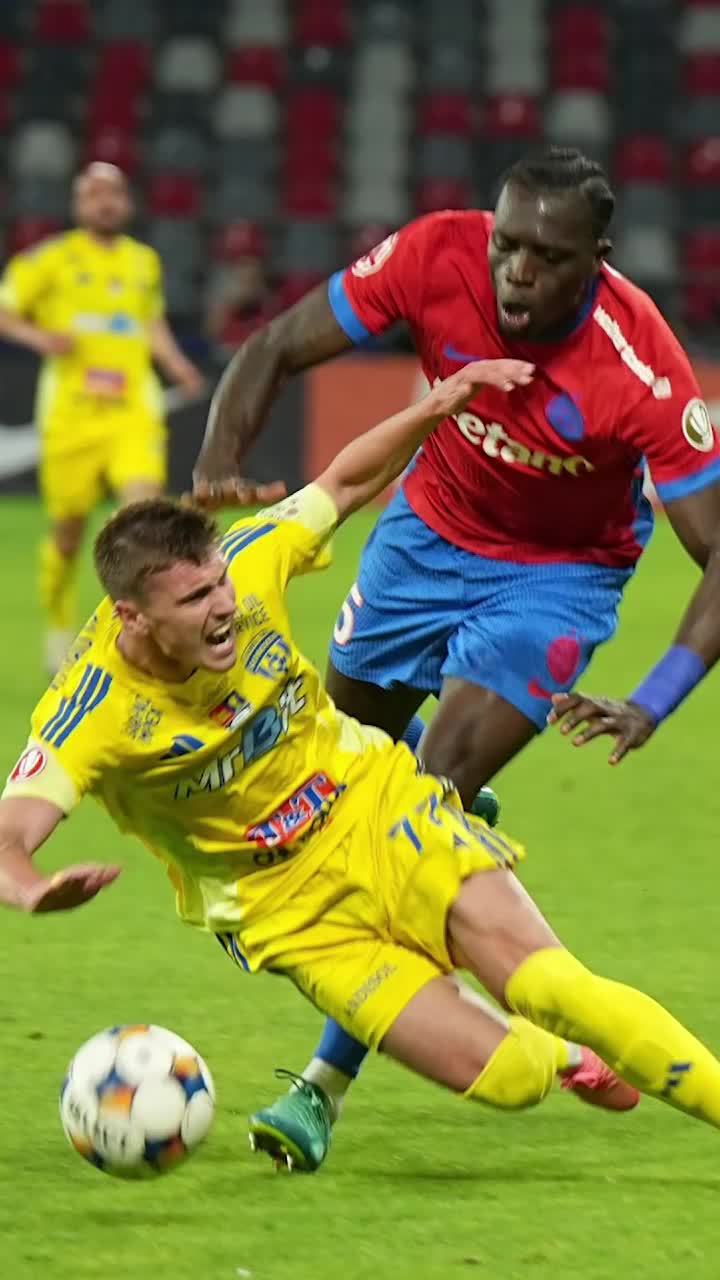 Roș-albastru de suferință  FCSB nu joacă nimic de două etape. Pe hârtie, diferență de 30 de milioane față de Slobozia.   Pe teren, zero!