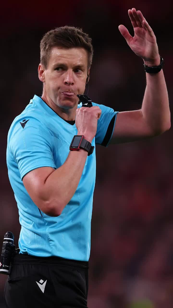 Nemaivăzut în Champions!  Arbitrul delegat nonstop în acest sezon de Ligă,   inclusiv la finală. „Central” pentru Arsenal.  Kovacs, lăsat în urmă