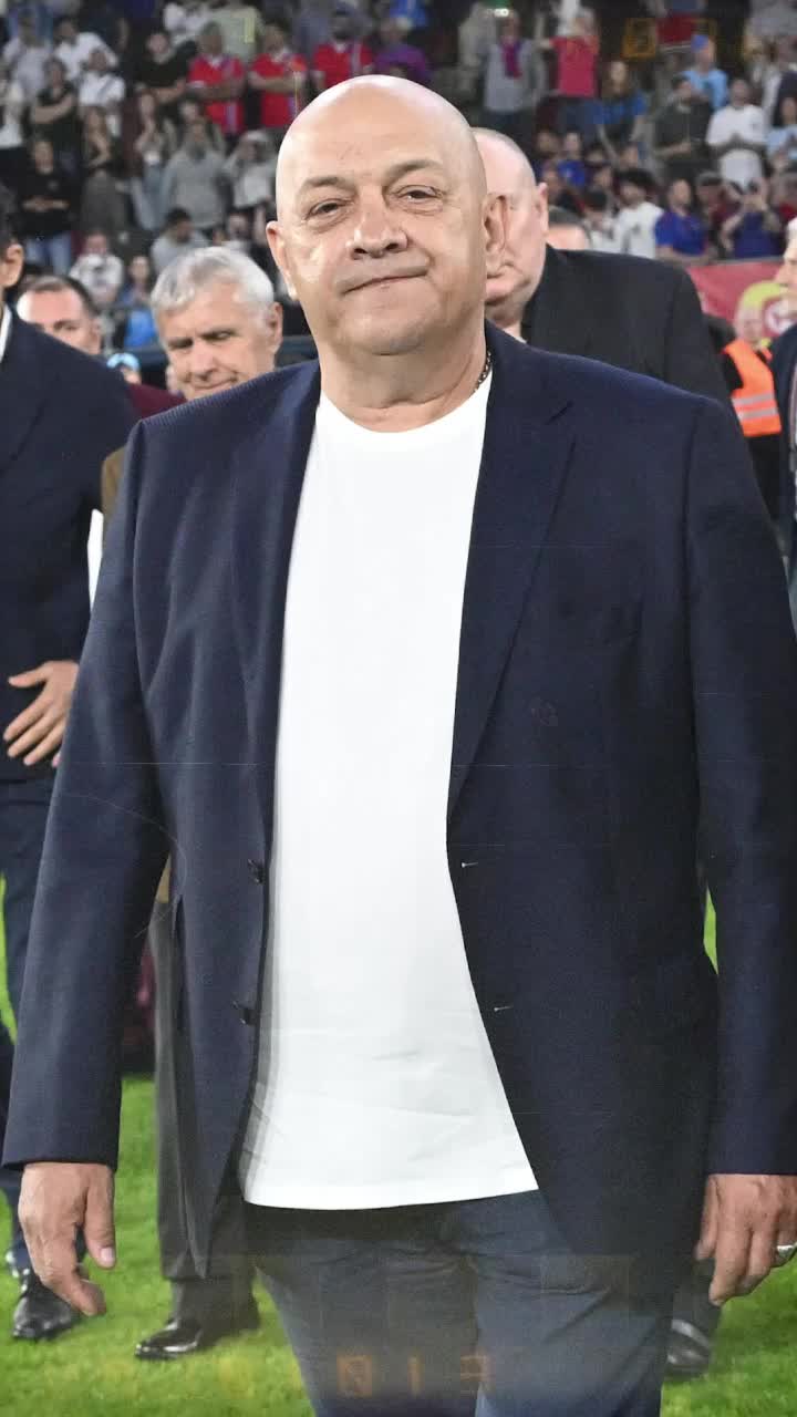 &nbsp;&bdquo;Al c&acirc;telea titlu ați c&acirc;știgat?&rdquo;&nbsp;&Icirc;ntrebarea pusă de Gabi Balint lui Pavel Badea, șeful CSU Craiova &raquo;  &Icirc;nalta Curte va da răspunsul
