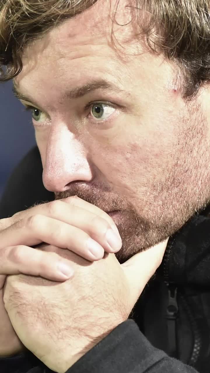 Caz grav în fotbalul feminin    UEFA a suspendat pe viață un antrenor după ce și-a filmat jucătoarele la duș »   Cea mai tânără victimă avea 17 ani