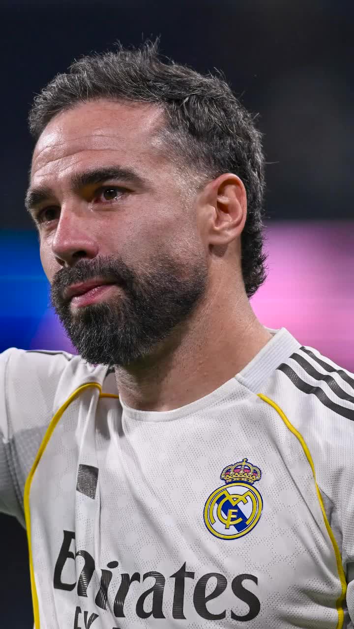 Ultimul meci pe „Bernabeu”    FOTO:    Dani Carvajal, mesaj emoționant  pe teren, după 13 ani la Real Madrid