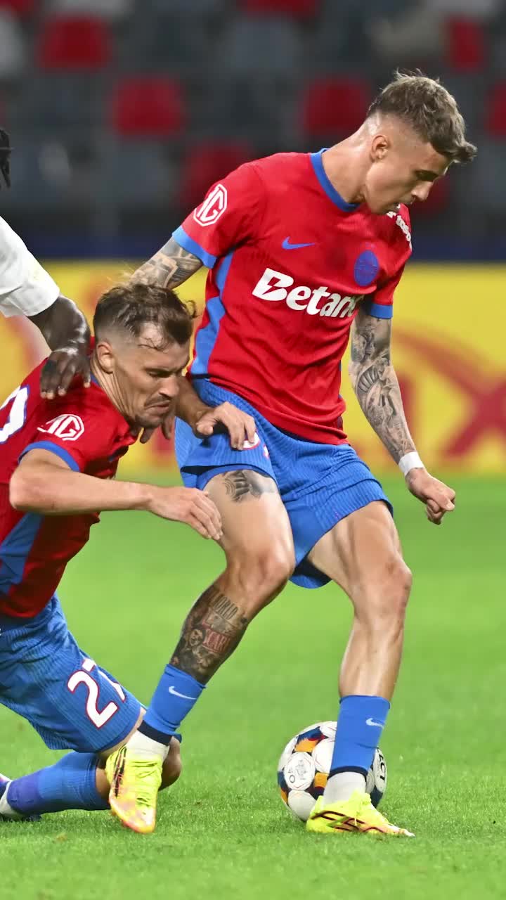 &bdquo;&Icirc;ți stă mintea-n loc!&rdquo;Ironii la meciul FCSB - FC Botoșani. Declarația lui Becali a st&acirc;rnit revoltă: &nbsp;&bdquo;Neinspirație la cote maxime&rdquo;