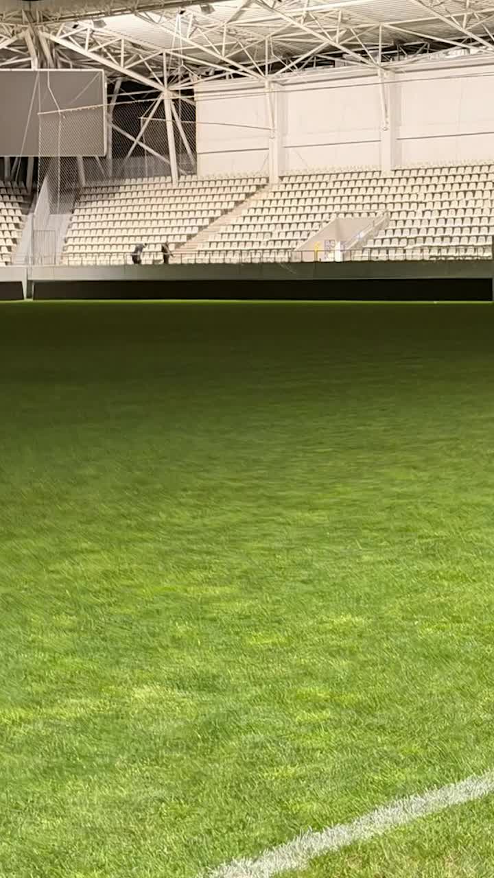 Cum se prezintă Arcul de Triumf    FOTO.    Care e starea gazonului,   cu 24 de ore înainte de meciul decisiv dintre Dinamo și FCSB