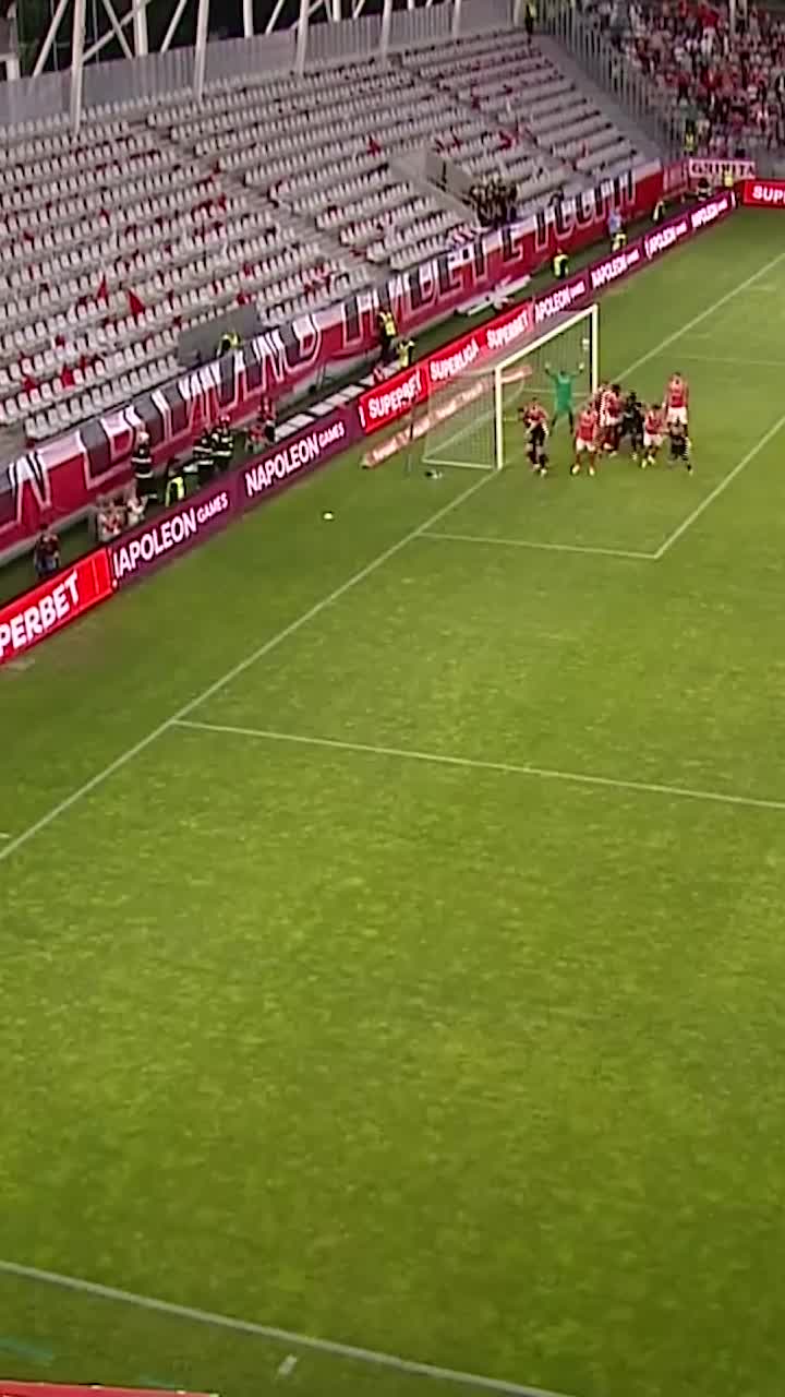 Surpriza FCSB la corner    VIDEO.   După o jumătate de an distrusă de accidentare,   Dawa e MVP la baraj!
