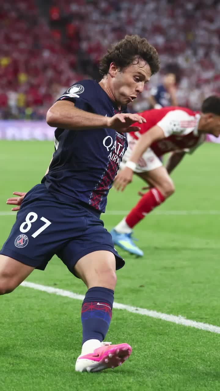 PSG, săgeți către Arsenal  Fotbaliștii lui Luis Enrique exultă:   „Am fost singura echipă care a vrut să joace”  + „Vrem și al 3-lea trofeu!”