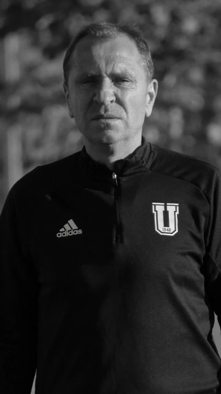 Doliu în fotbalul românesc   Fostul antrenor al FCU Craiova   a decedat.  Mesajul emoționant al lui Gică Popescu: „A fost mereu lângă mine”