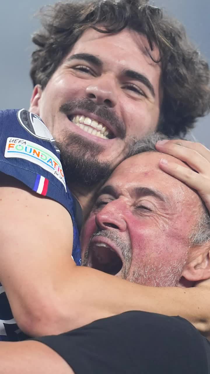 Luis Enrique, uluit de jucătorii săi  Cum   l-au cucerit  fotbaliștii lui PSG pe antrenor: „Uneori trebuie să-i opresc”