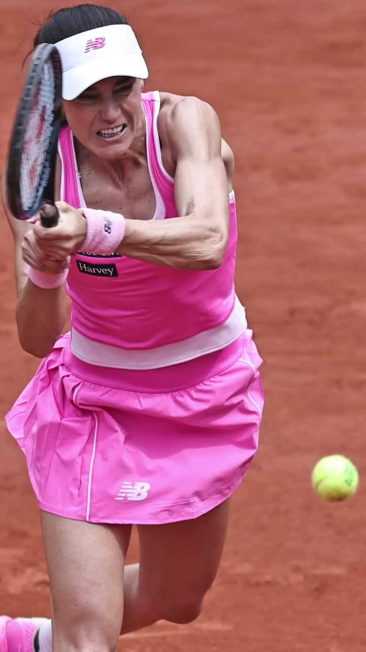 Andreeva, impresionată de Cîrstea  Adversara Soranei din   sferturile Roland Garros:  „E formidabilă! Nu știu de ce, dar am făcut asta la aproape fiecare turneu”