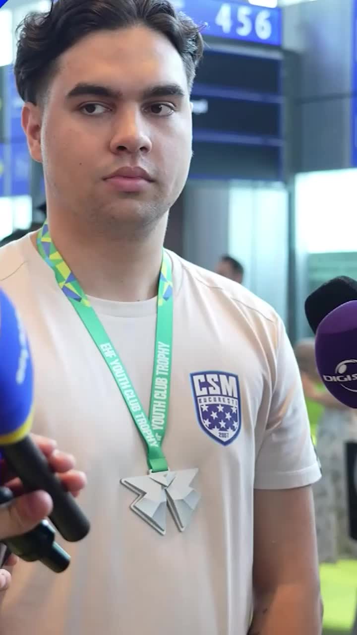 „Suportul fanilor, peste orice rezultat”  Echipa U17 de la   CSM București  a revenit în țară, după ce a încheiat pe 2 în Liga Campionilor