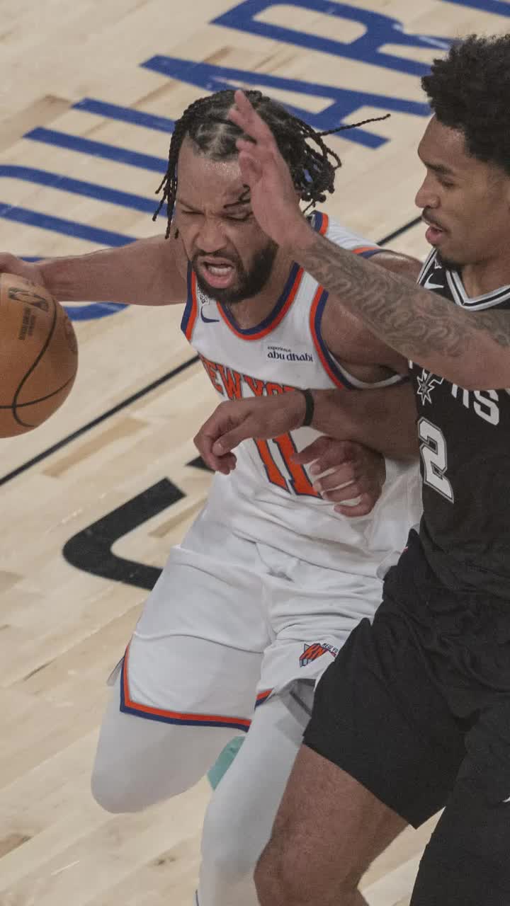 Au stricat petrecerea din New York  Meciul 3 din finala NBA a fost   un thriller total.  Donald Trump a fost în tribune