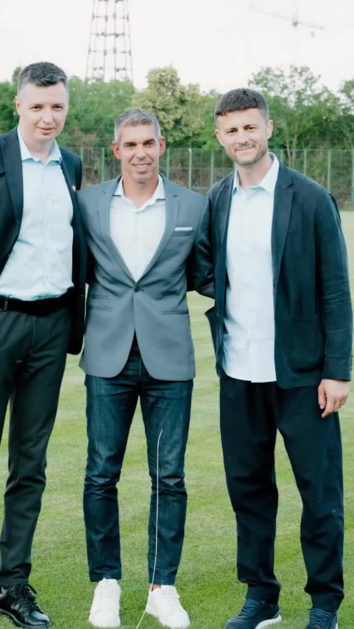 „Vor urma transferuri”   Andrei Nicolescu a ieșit de la   prezentarea noului antrenor al lui Dinamo  și a făcut o postare specială: „A început cu multe luni în urmă”
