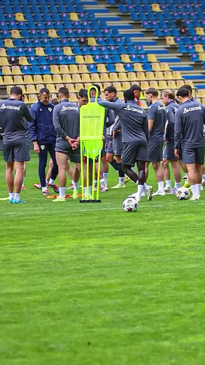 Sousa, probleme la debut  Petrolul se va reuni luni sub comanda noului tehnician, dar   nu se va putea antrena  pe „Ilie Oană” » Ce se întâmplă cu arena