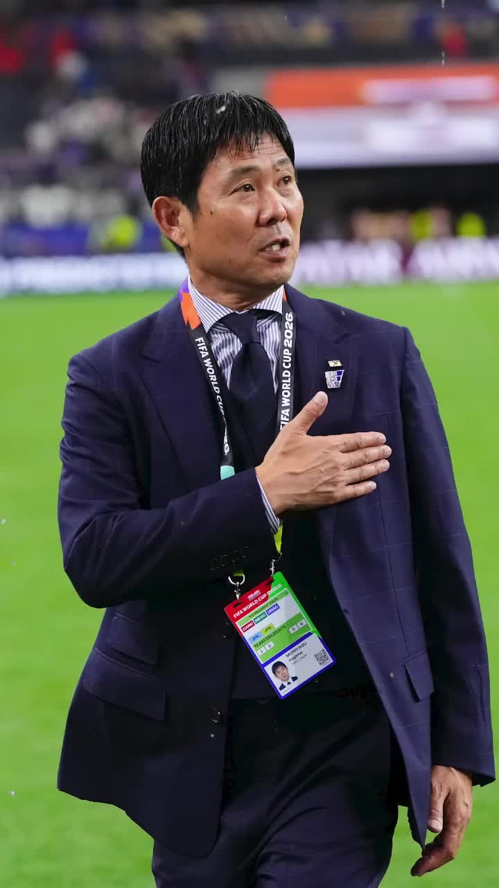  Credeați că le-ați văzut pe toate?! Selecționerul Japoniei i-a lăsat pe toți mască!&nbsp;Metodă neconvențională pentru a da indicații