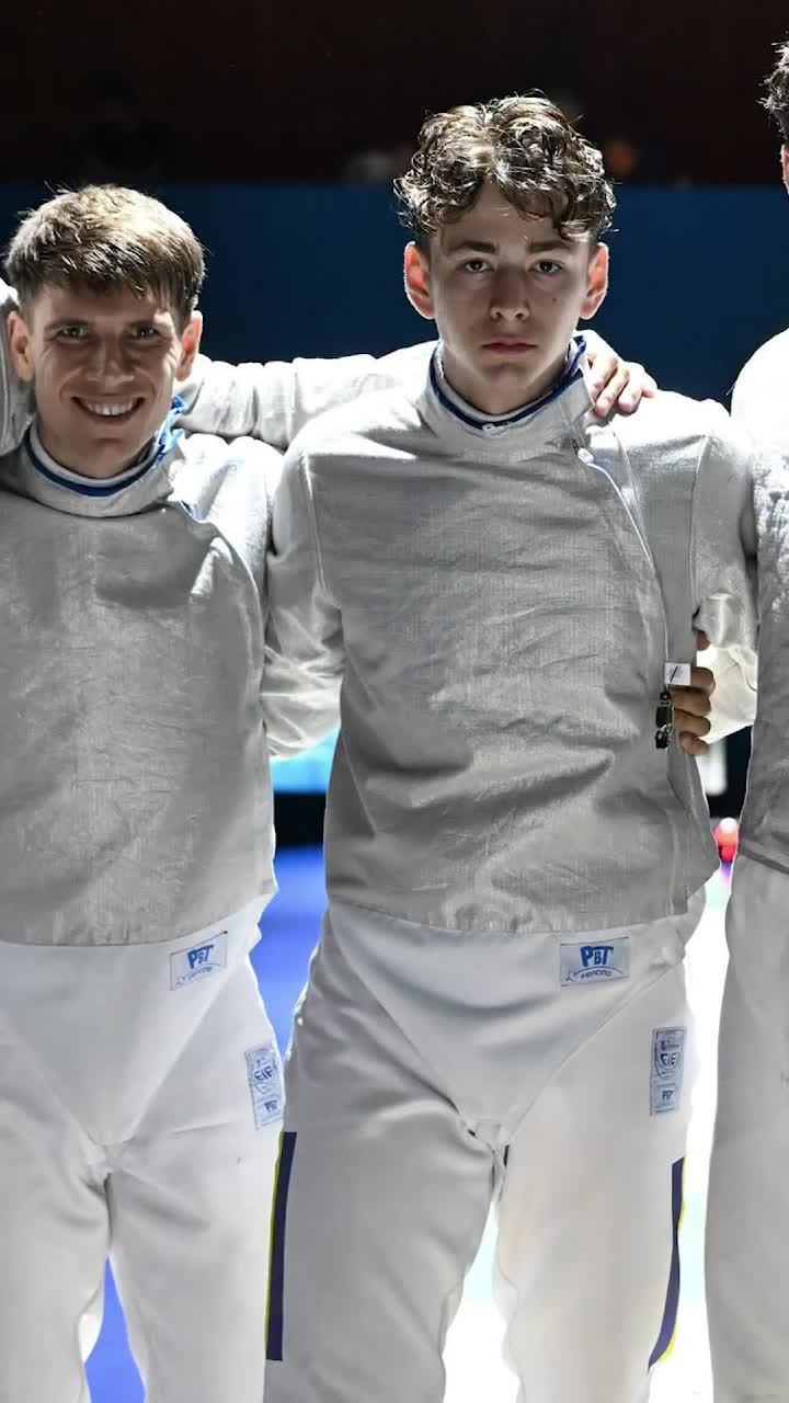 Argint pentru România!  Echipa masculină de sabie, locul doi la   Europenele de scrimă.  Înfrângere dramatică în finala cu Ungaria