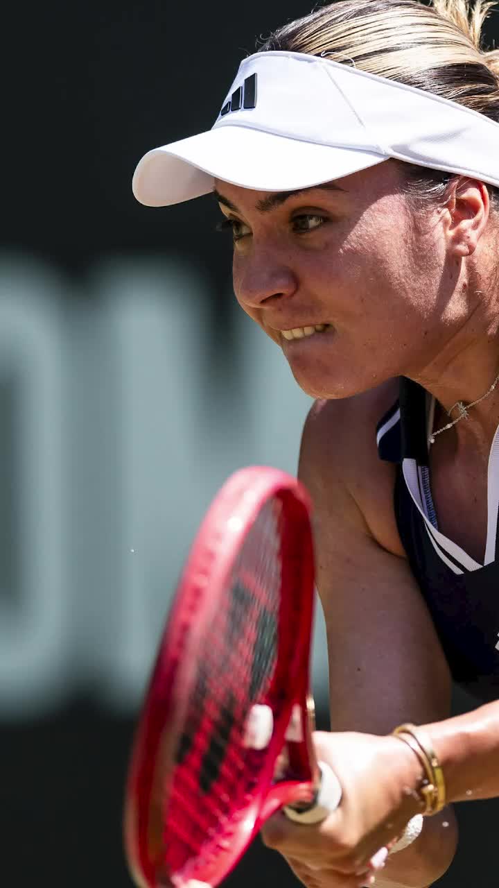 Gabriela Ruse, în sferturi  Românca a eliminat-o pe   Anna Kalinskaya  și poate fi un duel românesc în sferturi