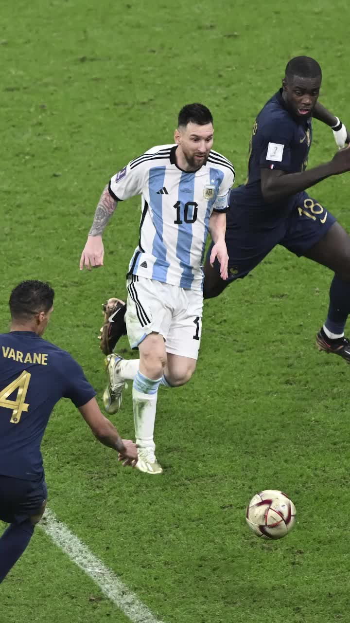 Cine joacă finala CM 2026    Calcule.  Duelul așteptat de întreaga planetă are doar   2,2% șanse!  Care e cel mai probabil scenariu