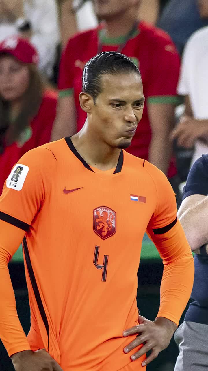 Concluzia Mondialului dezastru  Olandezii, făcuți praf acasă. Selecționerul Koeman și căpitanul Van Dijk   nu mai au scăpare