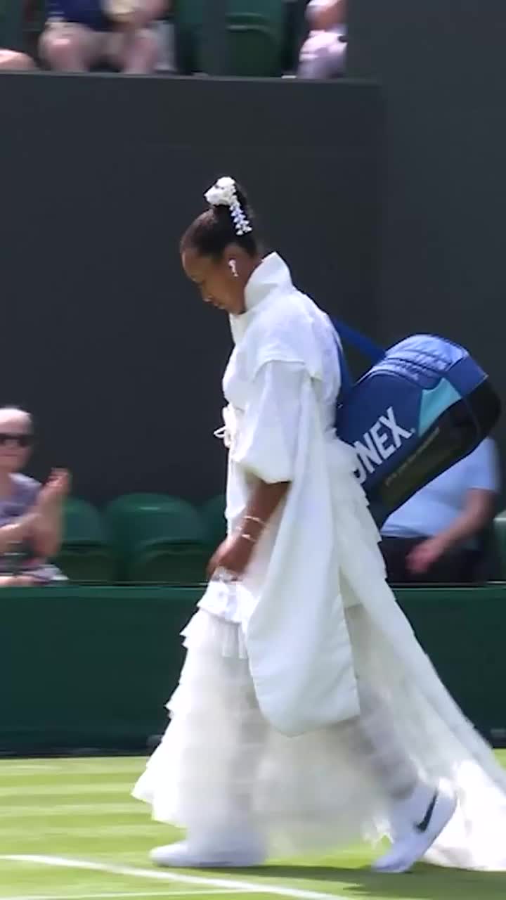 Osaka, din nou în centrul atenției    FOTO.  Apariție spectaculoasă la   Wimbledon:  „Nu trebuie să vezi culoarea ca să îți dai seama ce este”