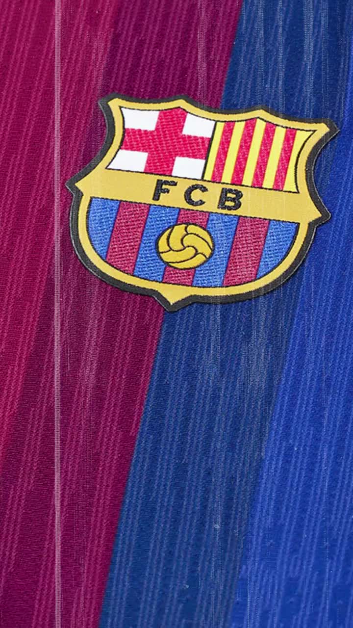  Barcelona, &icirc;n &bdquo;era Gaudi&rdquo;  FOTO: Cum arată echipamentul pentru noul sezon și&nbsp;c&acirc;t costă un tricou cu designul inspirat din modernismul catalan