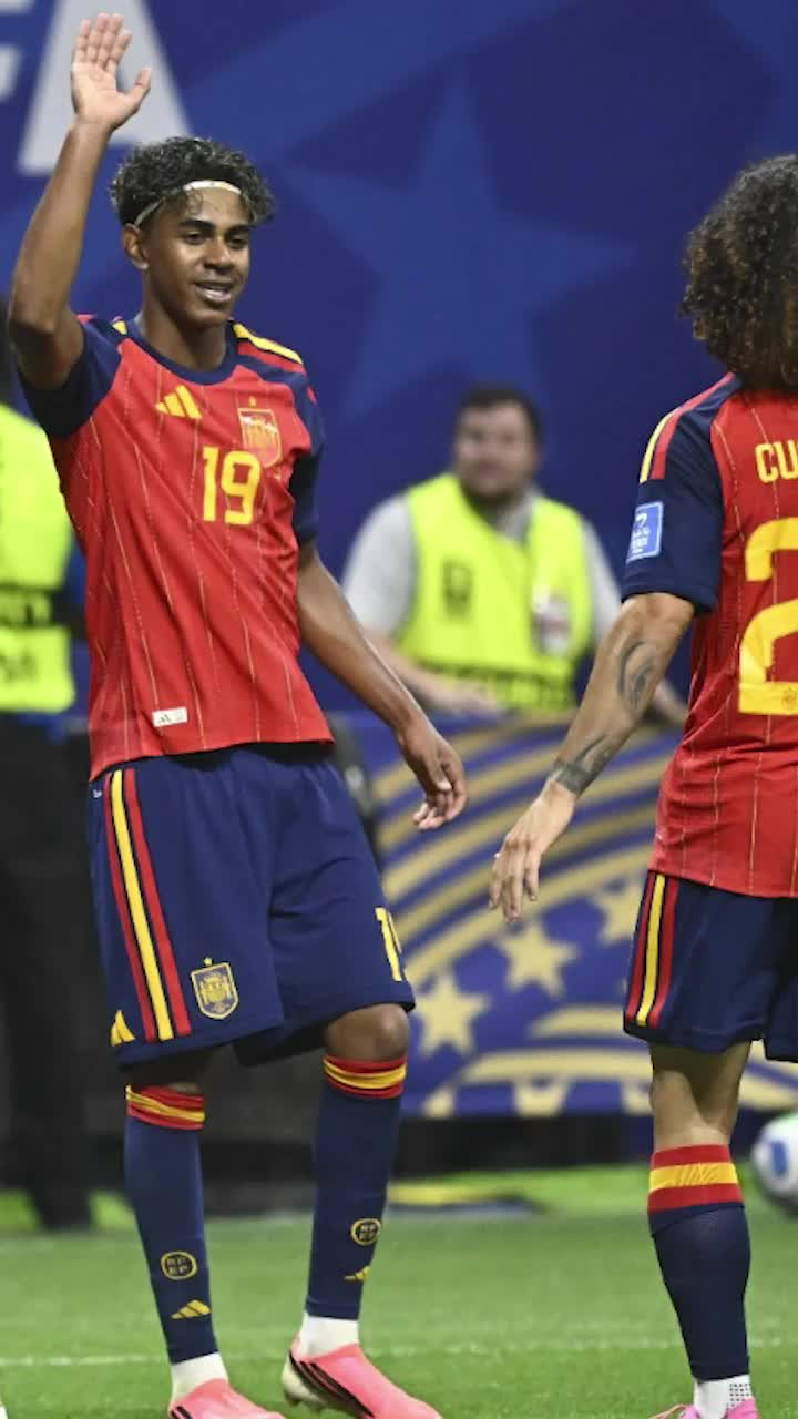 „Îl mănânc de viu!”    Lamine Yamal îl avertizează pe Cucurella  după transferul fundașului la Real. La Mondial se pregătește El Clasico