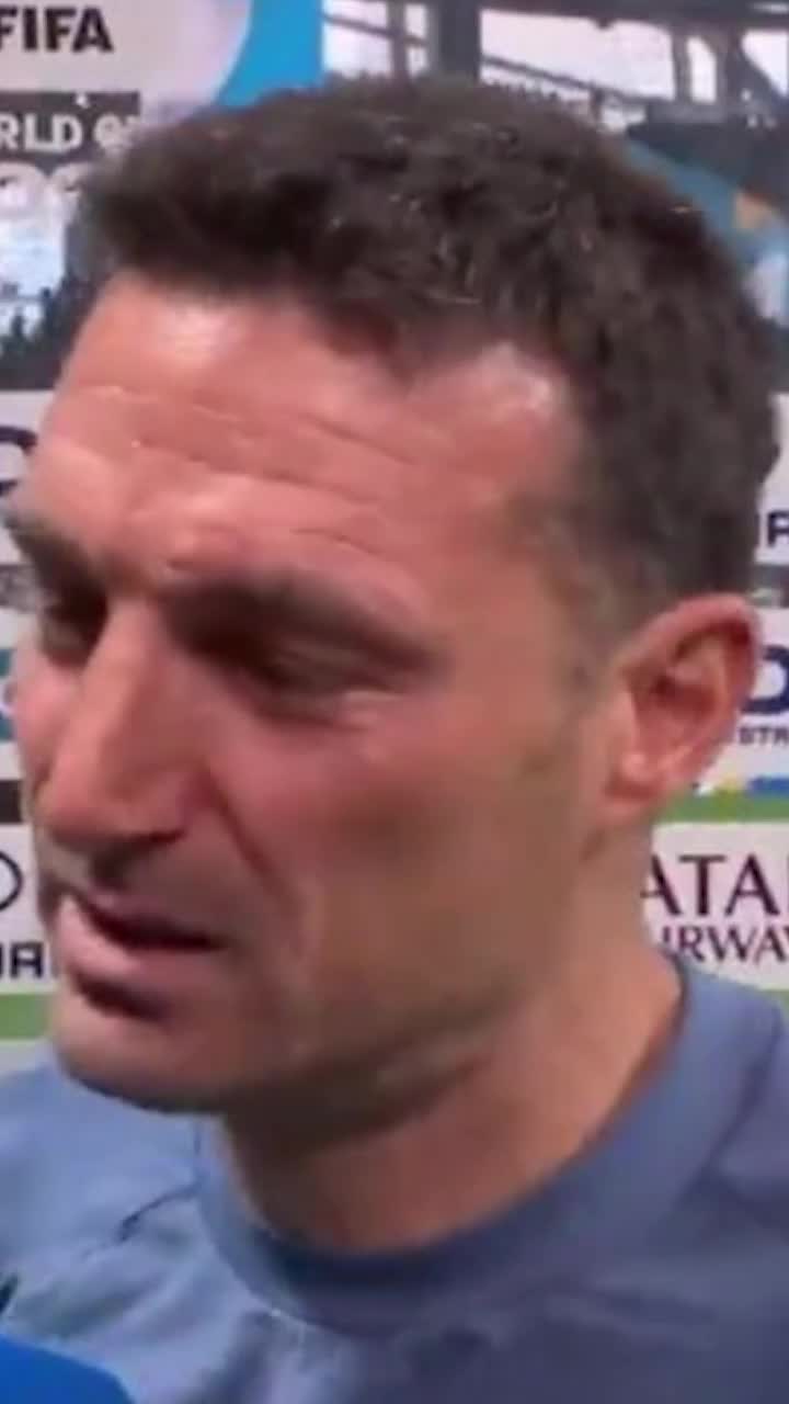 Scaloni, copleșit de emoții     VIDEO.  Selecționerul Argentinei   a părăsit interviul  după meciul nebun cu Egipt: „Nu pot”