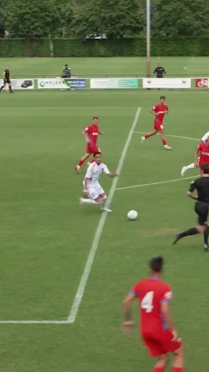 Tavi învață de la Mondial    VIDEO.    Gol de senzație   în victoria obținută de FCSB cu noua echipă a lui Olăroiu