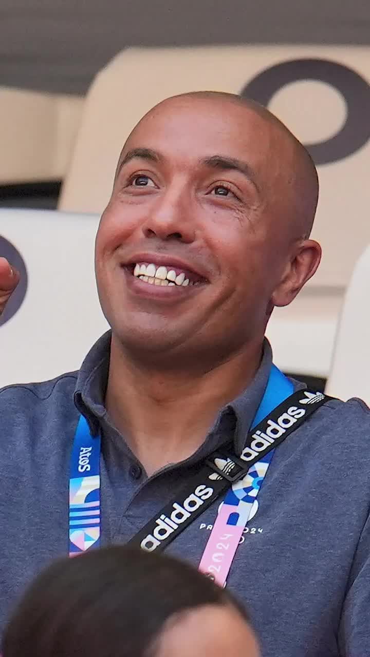 Apariție neașteptată la Franța - Maroc    FOTO.  Un fost jucător de la   FCSB,  surprins lângă Gianni Infantino