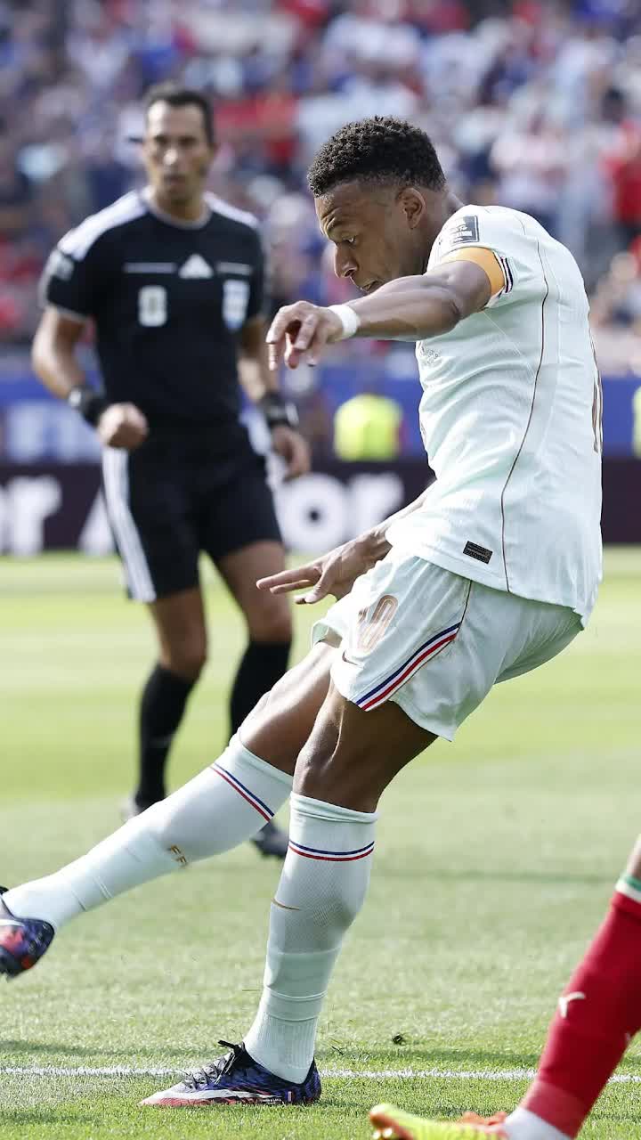 Siamezii Mondialului  Mbappe e la fel ca Messi! Performanța bifată de am&acirc;ndoi, după un eșec &icirc;n timpul meciului. Sunt nedespărțiți