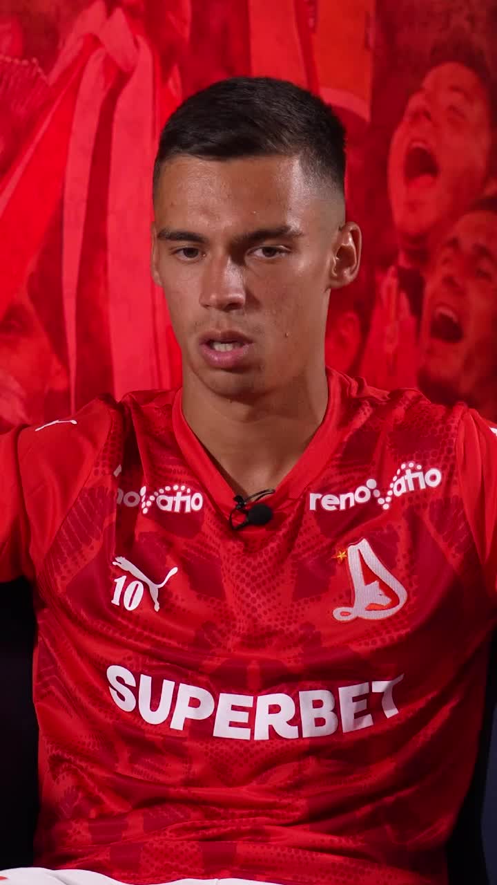 Inimă de câine roșu    Cătălin Cîrjan, interviu sincer  pentru   GOLAZO.ro:  „După meciuri veneam și scriam cântecele ca să fiu pregătit data viitoare”